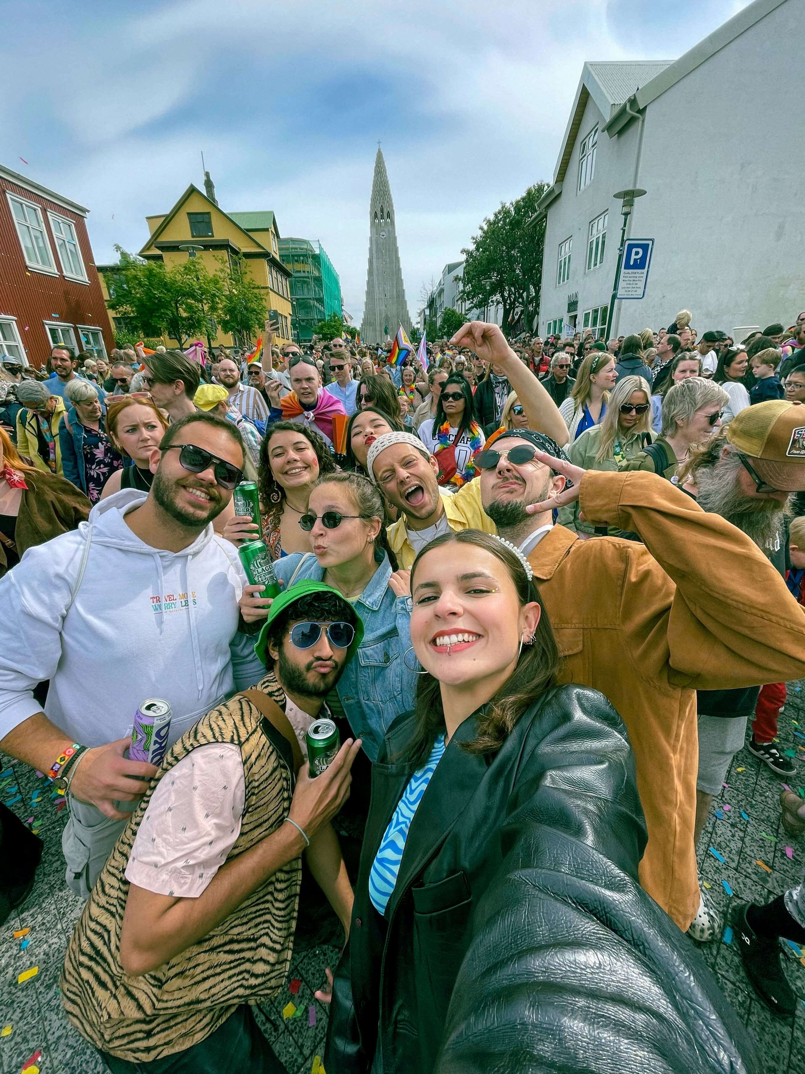 Iceland Group selfie1