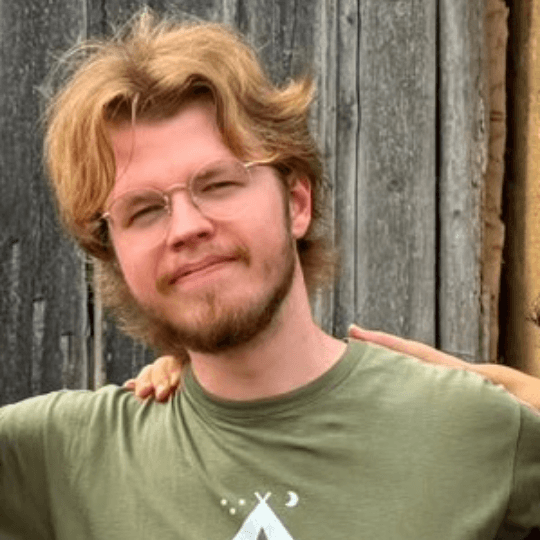 Adam Parimucha – volunteer portrait