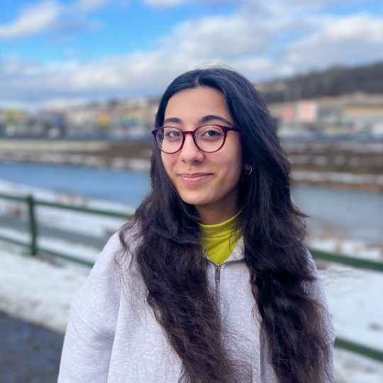 Saliha Aliyeva – portrét dobrovoľníka