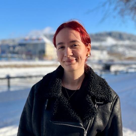 Sinem Seviç – portrét dobrovoľníka